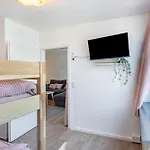 Leekee Apartman *